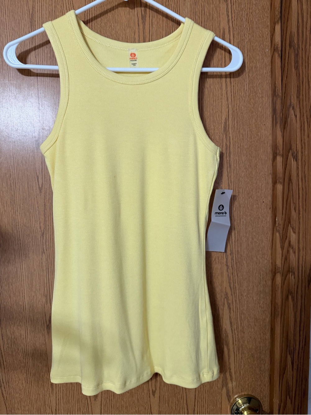 Mono B Butter Yellow Ribbed Tank Top Small Built-In Bra Shelf Bra NWT